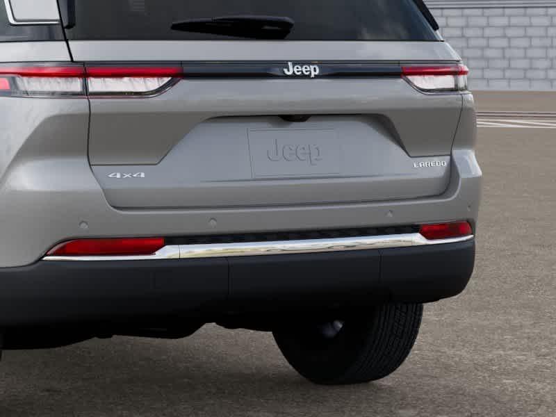 new 2025 Jeep Grand Cherokee car, priced at $40,287