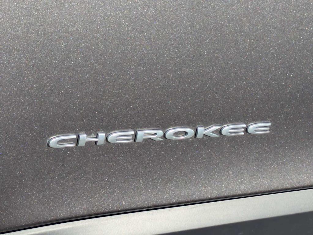 used 2021 Jeep Cherokee car, priced at $23,286