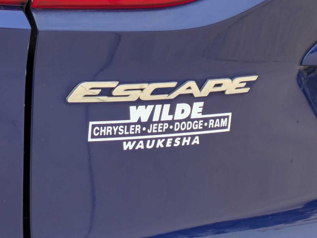 used 2013 Ford Escape car, priced at $6,760