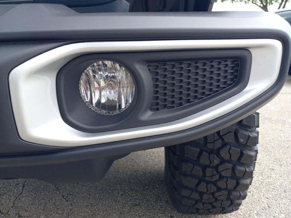 new 2025 Jeep Gladiator car, priced at $44,352