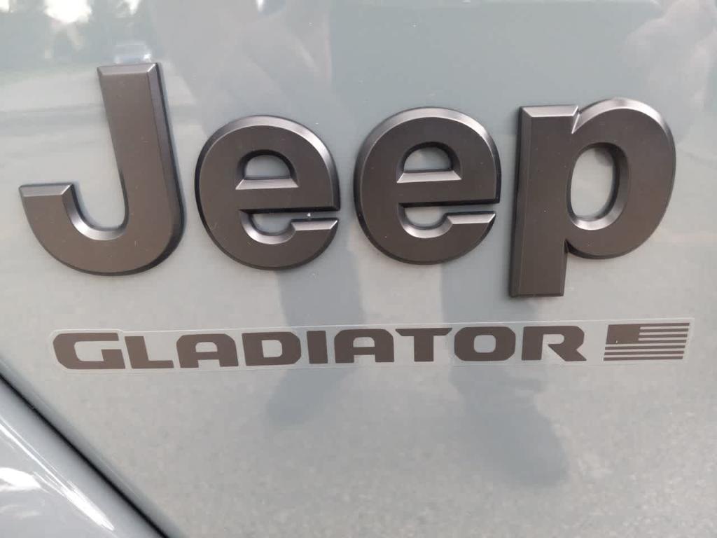 new 2025 Jeep Gladiator car, priced at $44,352