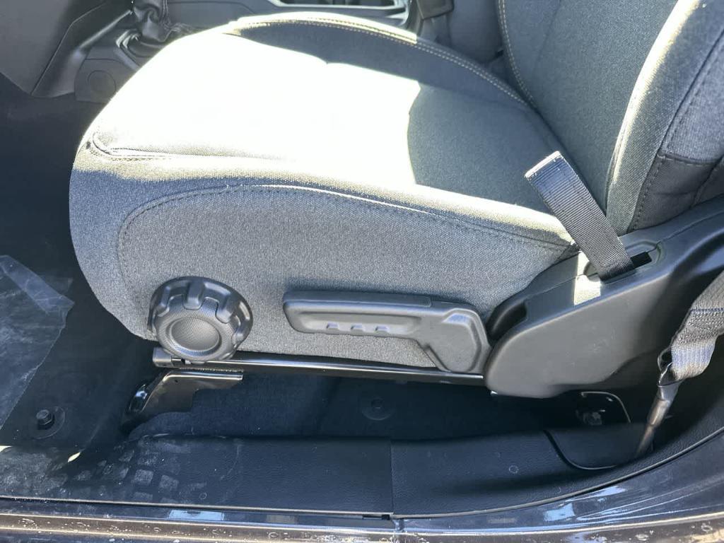 new 2025 Jeep Wrangler car, priced at $43,584