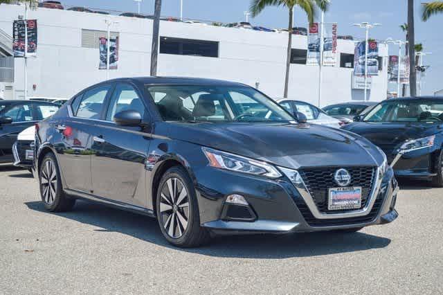 used 2021 Nissan Altima car, priced at $17,999