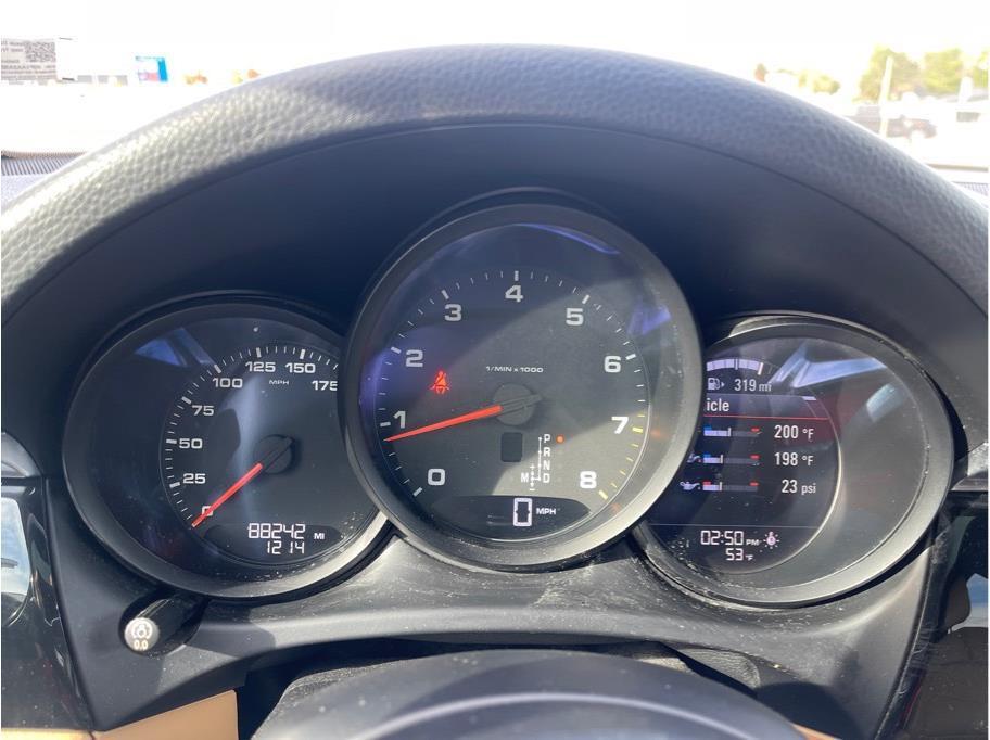 used 2018 Porsche Macan car