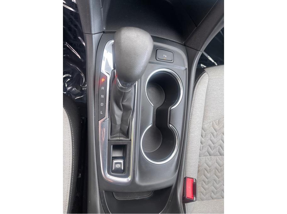 used 2023 Chevrolet Equinox car, priced at $21,475