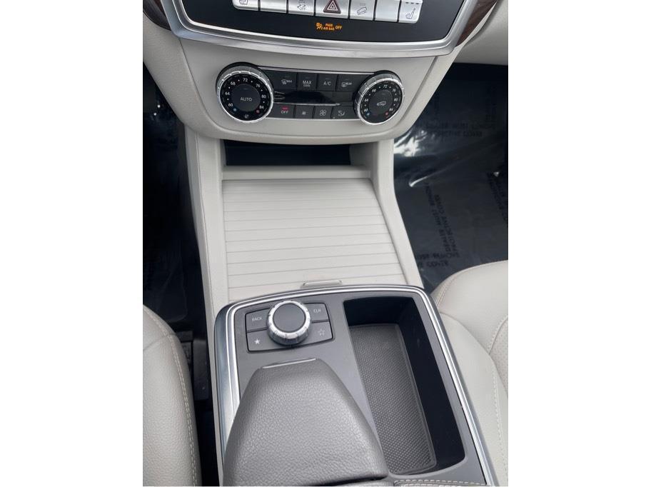 used 2014 Mercedes-Benz M-Class car, priced at $15,900