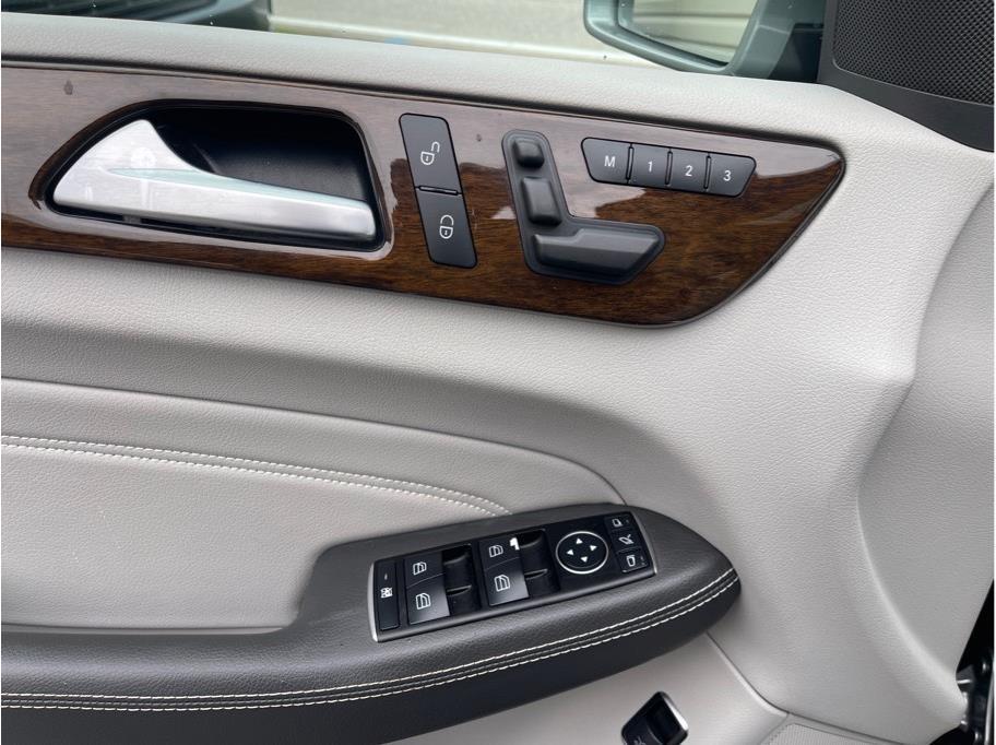 used 2014 Mercedes-Benz M-Class car, priced at $15,900