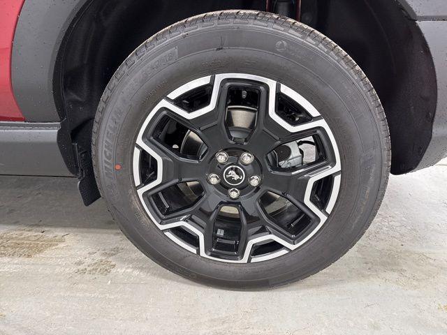 new 2025 Ford Bronco Sport car, priced at $39,075