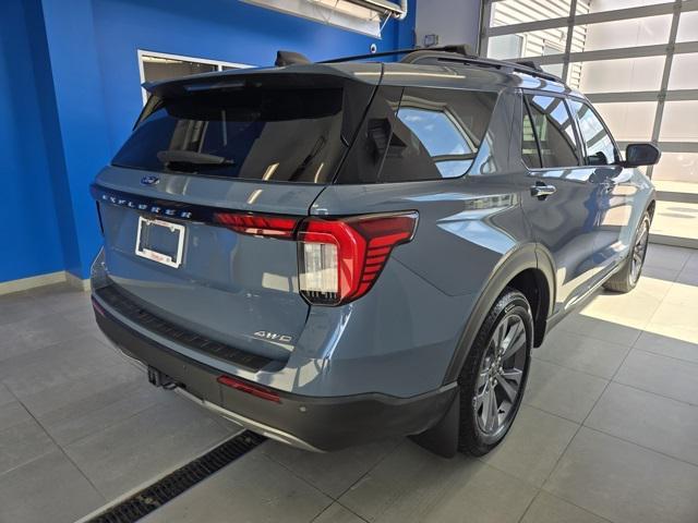used 2025 Ford Explorer car
