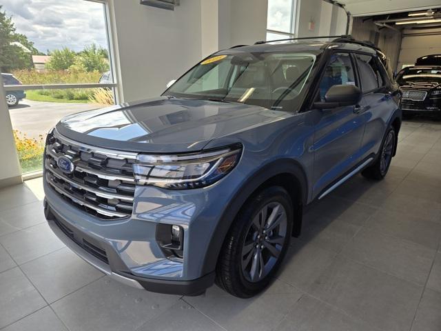 used 2025 Ford Explorer car