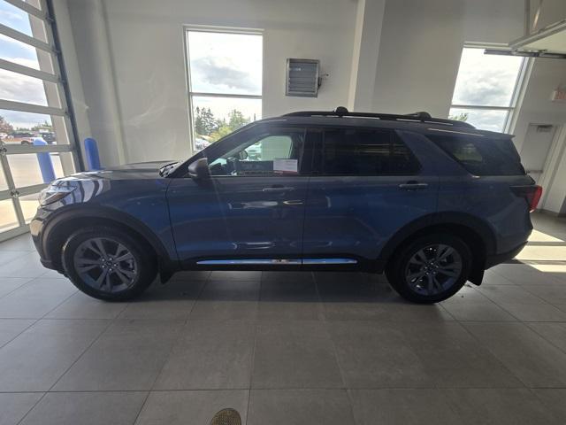 used 2025 Ford Explorer car
