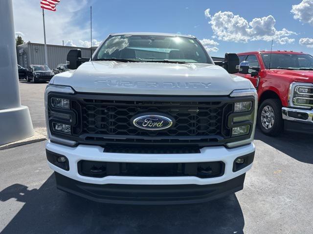 new 2025 Ford F-350 car, priced at $61,095