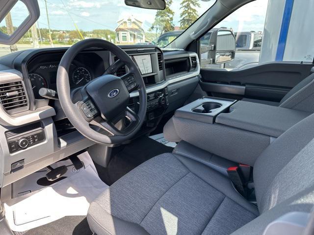new 2025 Ford F-350 car, priced at $61,095