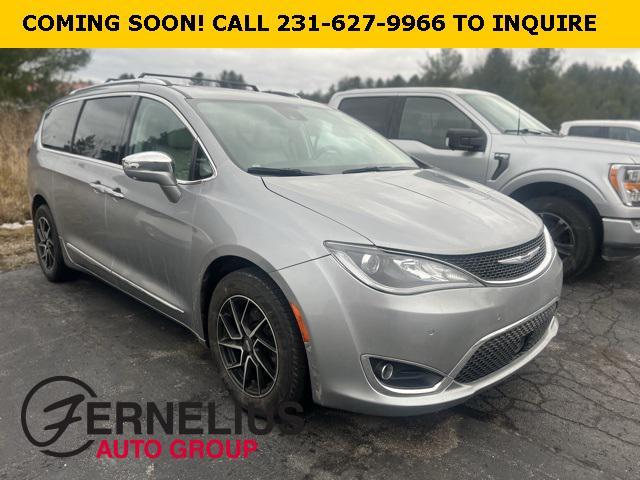 used 2017 Chrysler Pacifica car