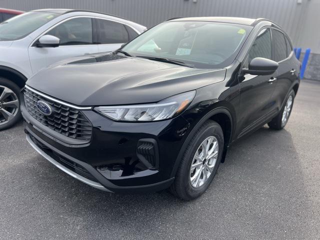 new 2025 Ford Escape car, priced at $35,555