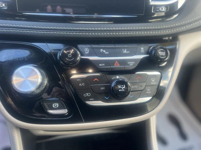 used 2023 Chrysler Pacifica car, priced at $31,995