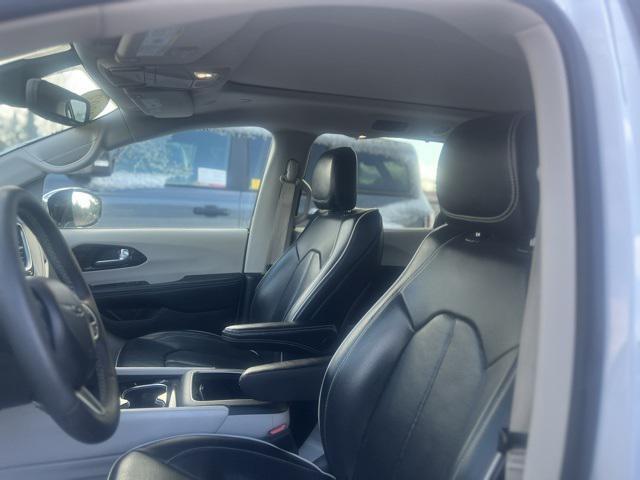 used 2023 Chrysler Pacifica car, priced at $31,995