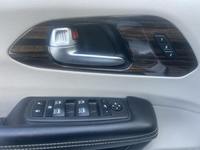 used 2023 Chrysler Pacifica car, priced at $31,995