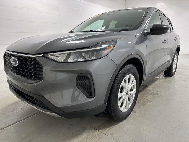 used 2023 Ford Escape car, priced at $24,868