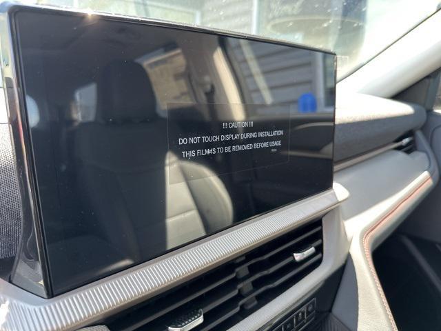 new 2025 Ford Explorer car