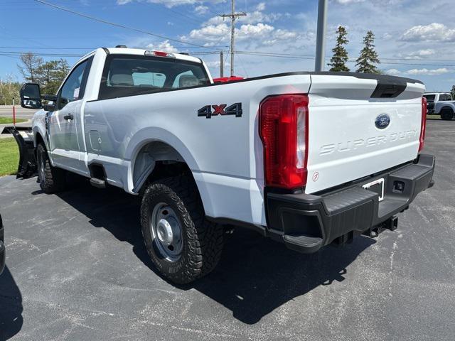 new 2025 Ford F-350 car, priced at $52,985