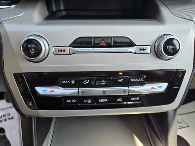 used 2023 Ford Explorer car, priced at $36,726