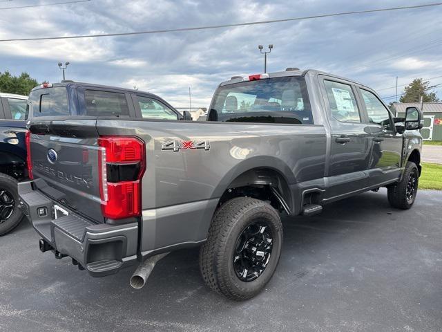 new 2025 Ford F-250 car, priced at $61,100