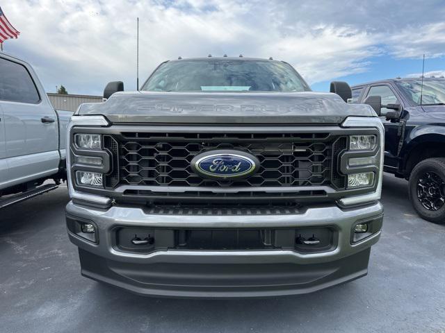new 2025 Ford F-250 car, priced at $61,100