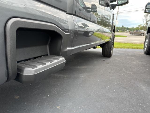 new 2025 Ford F-250 car, priced at $61,100