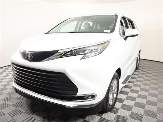 used 2022 Toyota Sienna car, priced at $73,999