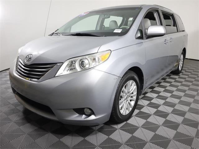 used 2014 Toyota Sienna car, priced at $15,374