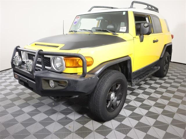 used 2007 Toyota FJ Cruiser car, priced at $14,990