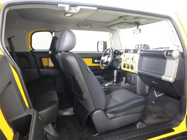 used 2007 Toyota FJ Cruiser car, priced at $14,990