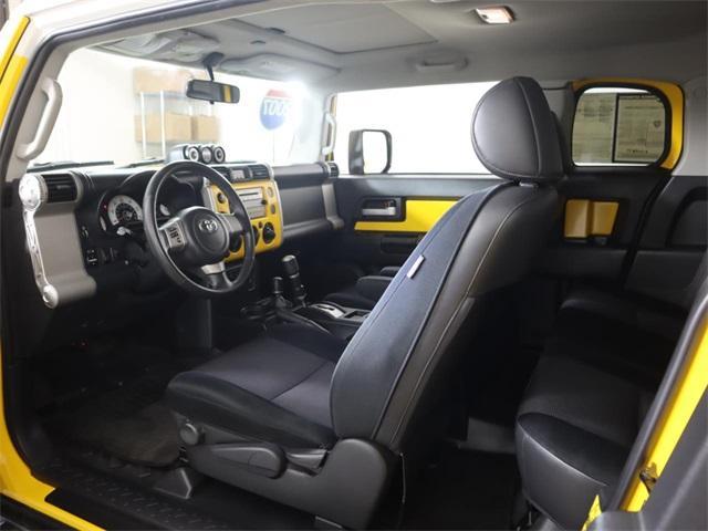 used 2007 Toyota FJ Cruiser car, priced at $14,990