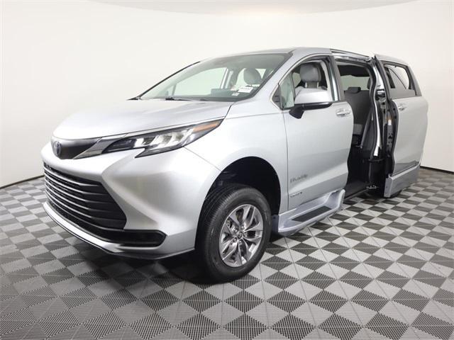 used 2021 Toyota Sienna car, priced at $63,990