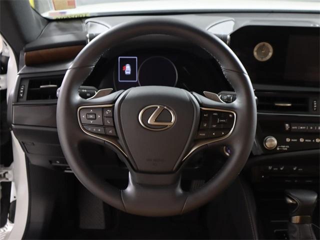 used 2022 Lexus ES 300h car, priced at $34,120