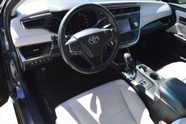 used 2018 Toyota Avalon Hybrid car, priced at $17,995