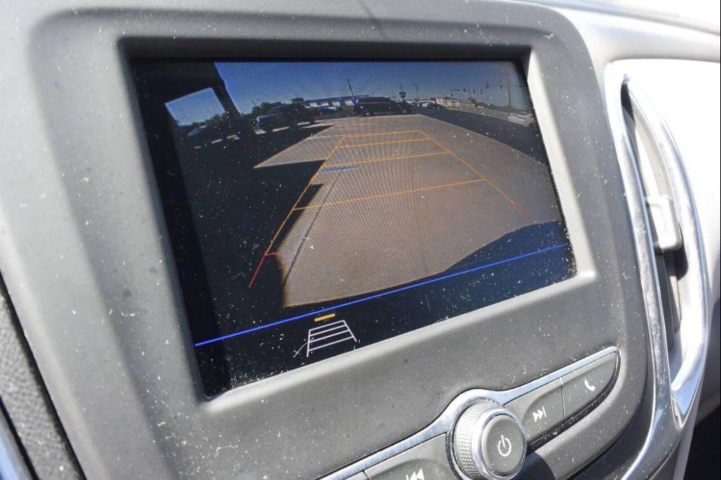 used 2020 Chevrolet Equinox car, priced at $10,495