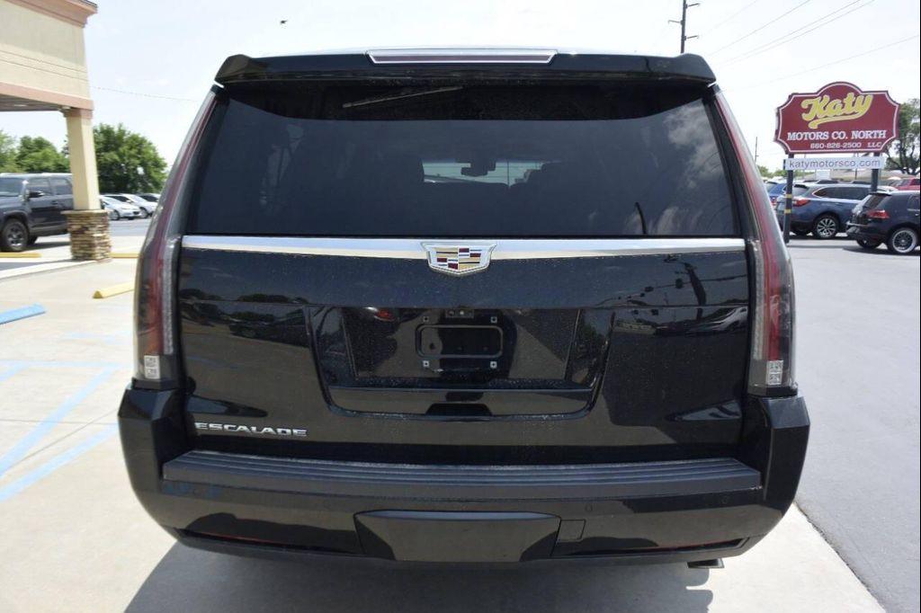 used 2018 Cadillac Escalade ESV car, priced at $25,495