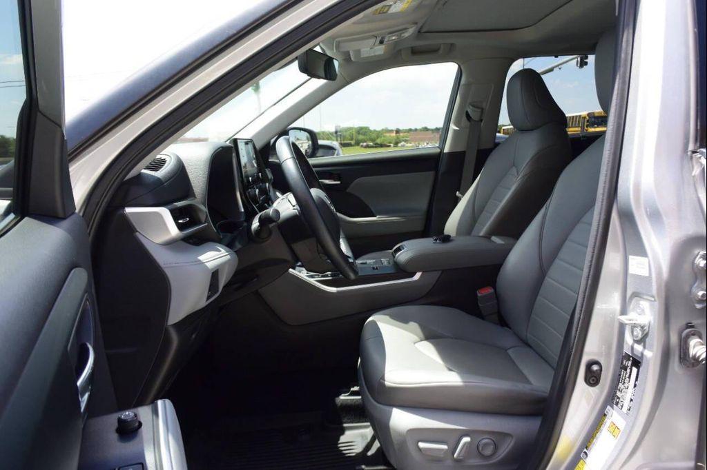 used 2021 Toyota Highlander car, priced at $26,495