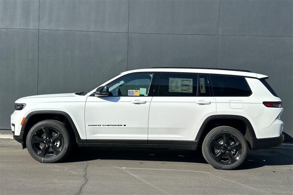 new 2025 Jeep Grand Cherokee L car, priced at $40,380