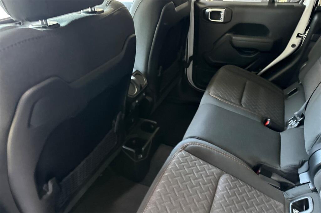 new 2025 Jeep Gladiator car, priced at $50,021