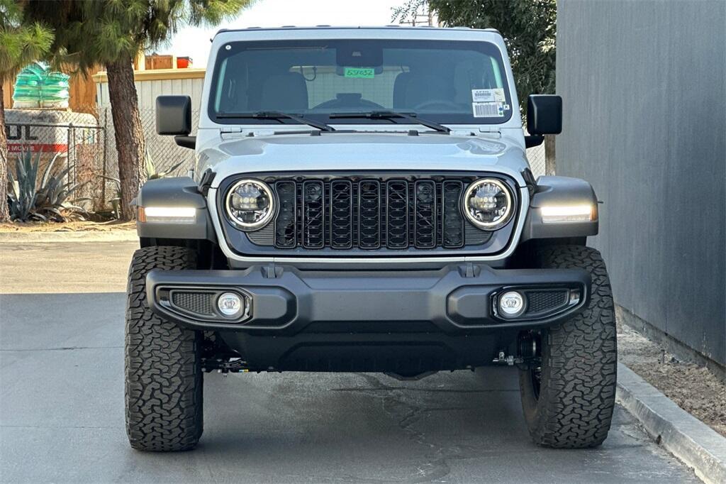 new 2025 Jeep Wrangler car, priced at $55,337
