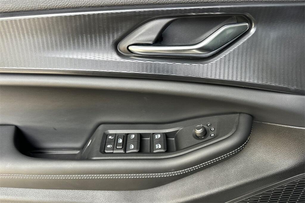 new 2025 Jeep Grand Cherokee car, priced at $38,086
