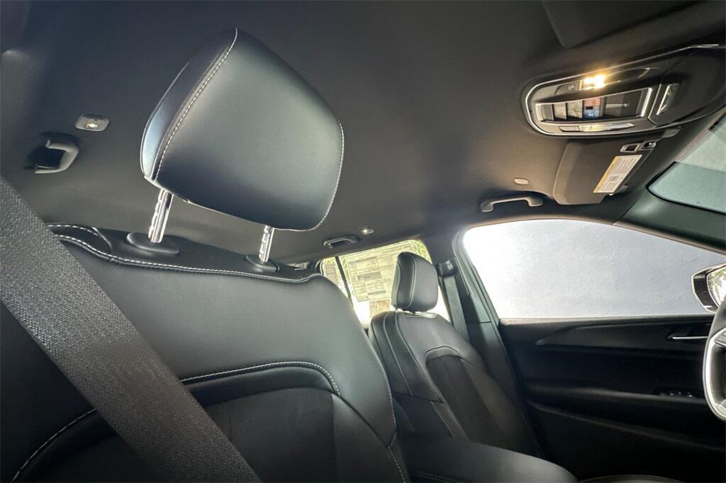 new 2025 Jeep Grand Cherokee car, priced at $38,086