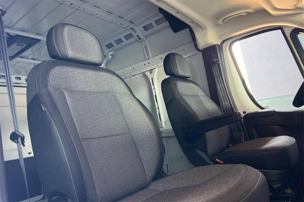 new 2025 Ram ProMaster 3500 car, priced at $40,370