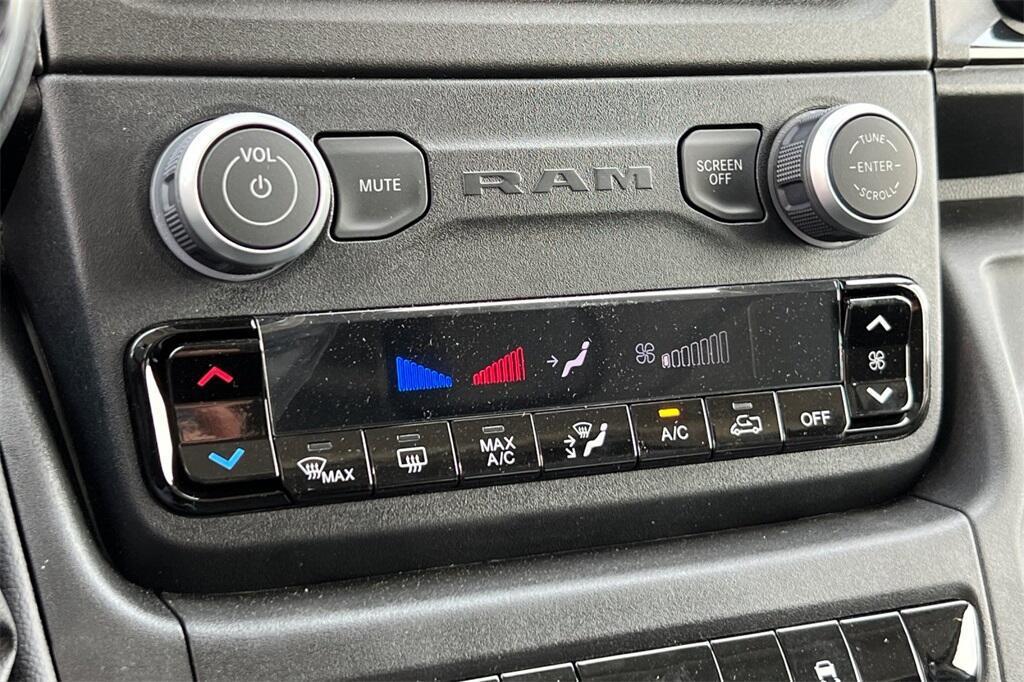 new 2025 Ram ProMaster 3500 car, priced at $40,370
