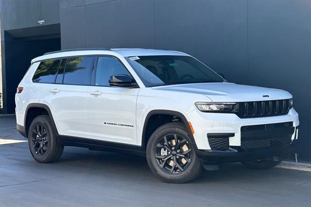 new 2024 Jeep Grand Cherokee L car, priced at $42,116