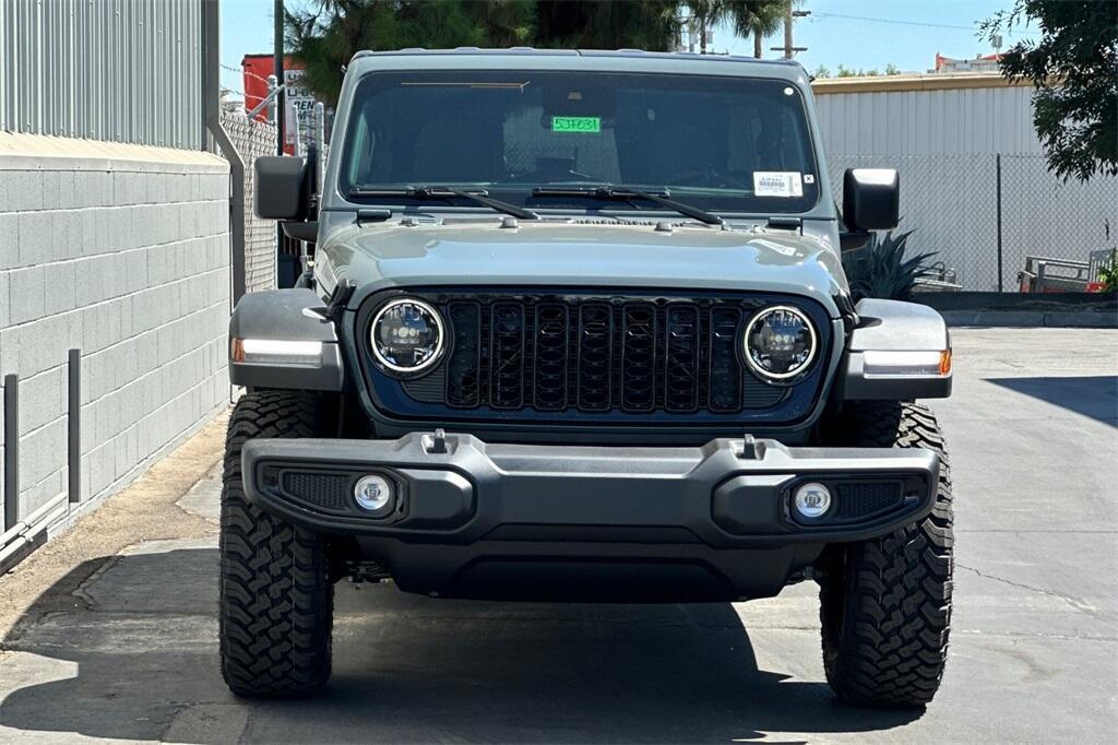 new 2025 Jeep Wrangler car, priced at $48,275