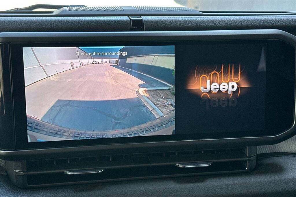 new 2025 Jeep Wrangler car, priced at $48,275